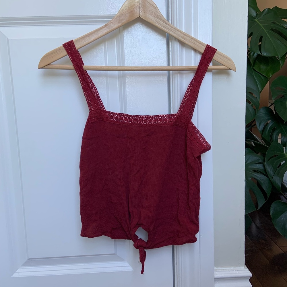 Subdued cropped red tank top (size S)